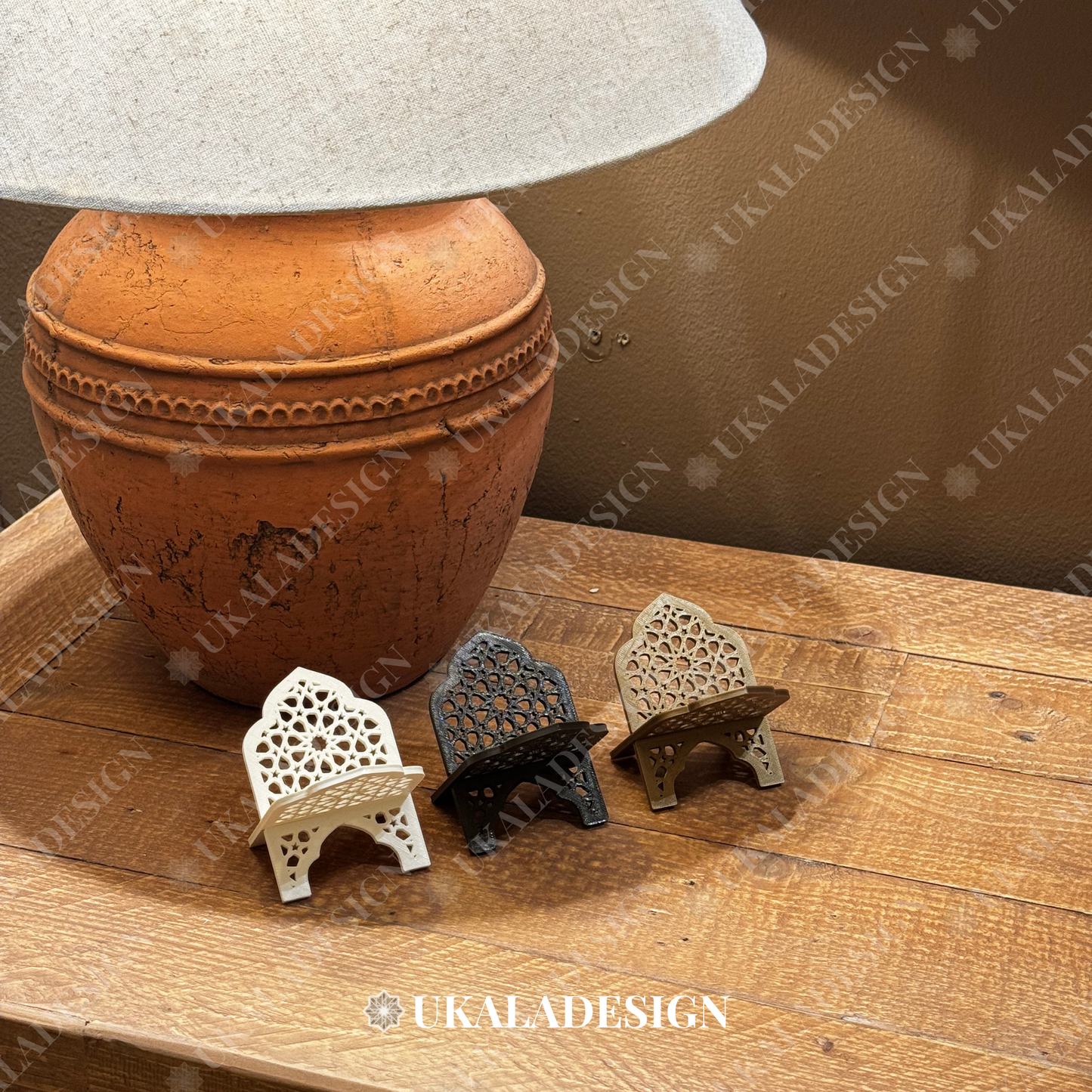 Geometric Date Stand/Holder