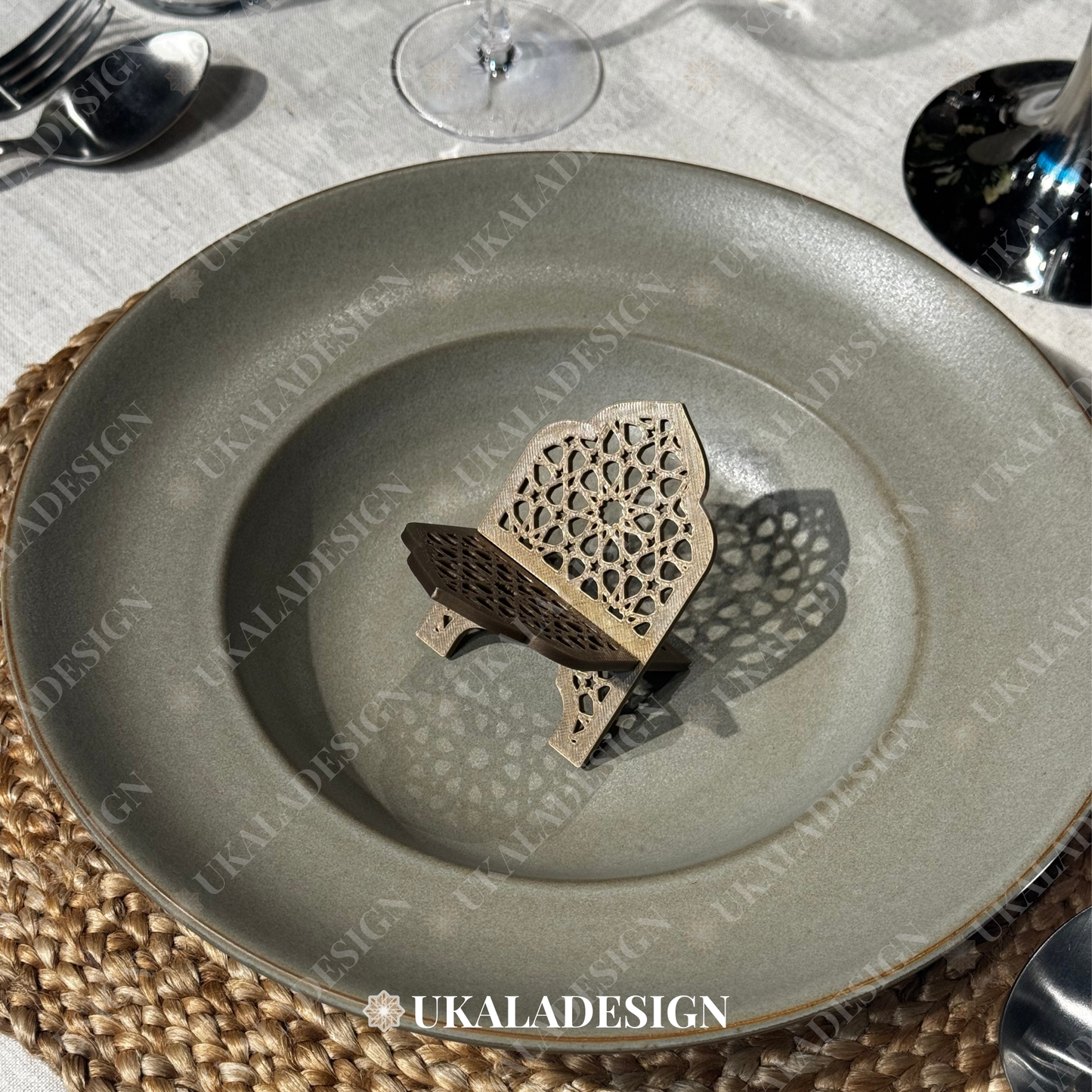 Geometric Date Stand/Holder